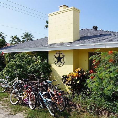 פורט ארנסס 3Rd Coast Inn מראה חיצוני תמונה